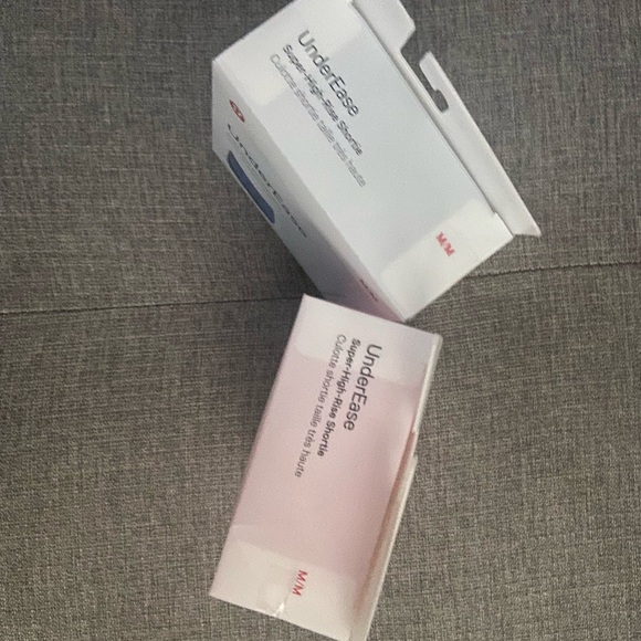 Lululemon UnderEase - Picture 4 of 4